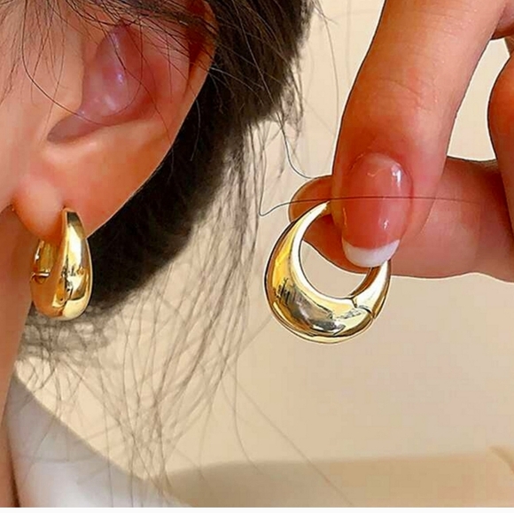 Frenchie Minimalist Huggie Hoop Thick Gold Earrings - Picture 1 of 5
